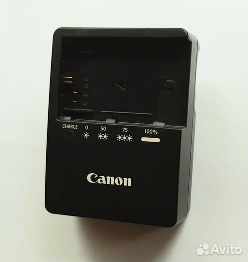 Зарядное устройство Canon LC-E6