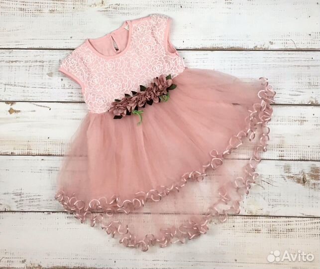 Платье нежное на праздник для девочки