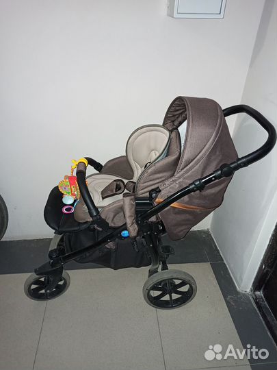 Продам детскую коляску tutti nanni 2 в 1