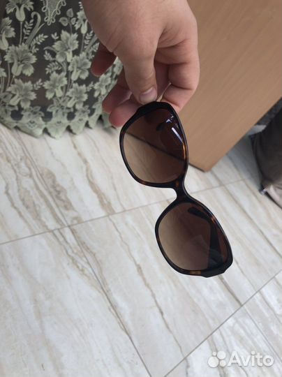 Солнцезащитные очки