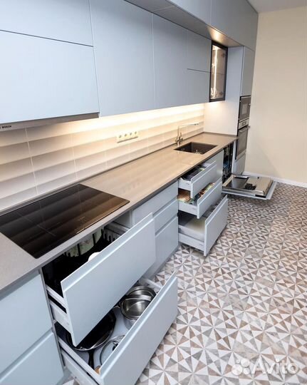 Кухонный гарнитур 