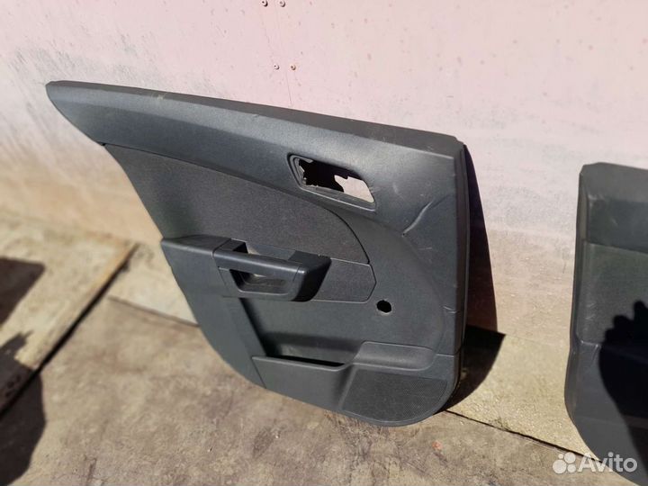 Комплект обшивок Opel Astra H