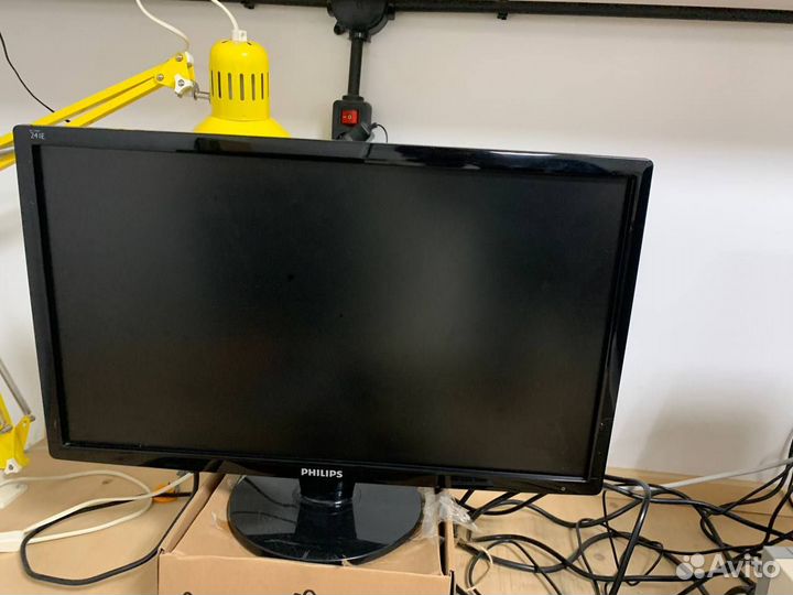 Мониторы Philips 22