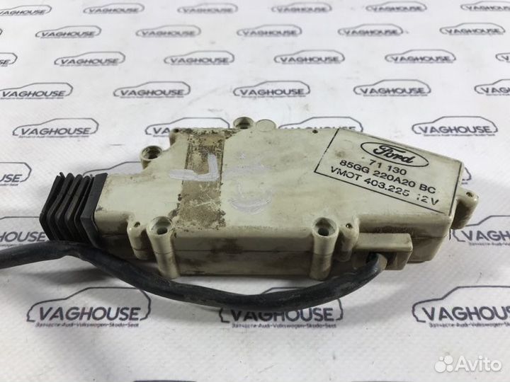 Активатор замка двери передний левый Ford Scorpio