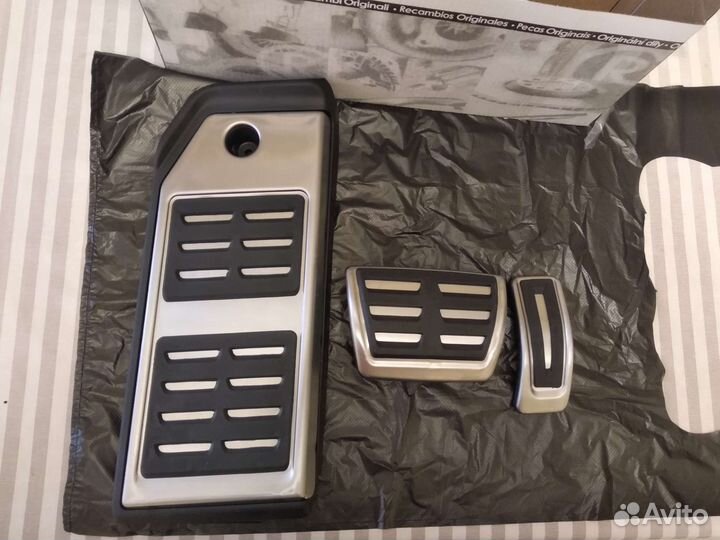 Накладки на педали для Ауди Q7,Q8, VW Touareg