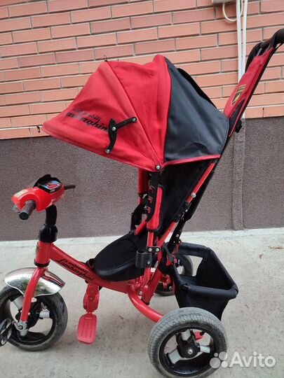 Детский велосипед с ручкой