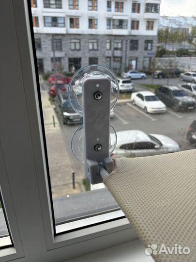 Лежанка-гамак на окно для кошек