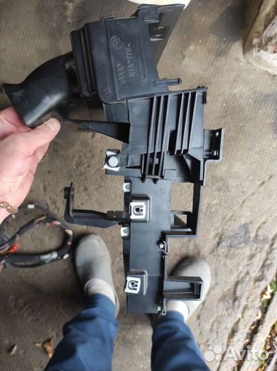 Рамка для 2 din магнитолы audi