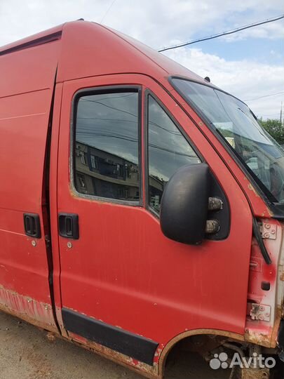 Дверь переддняя правая Fiat Ducato 244
