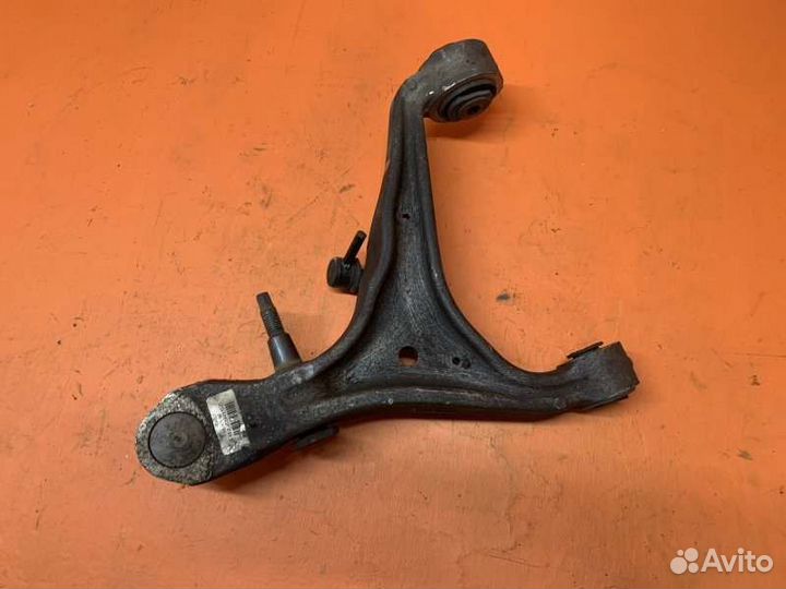 Рычаг подвески нижний передний левый Cadillac Cts