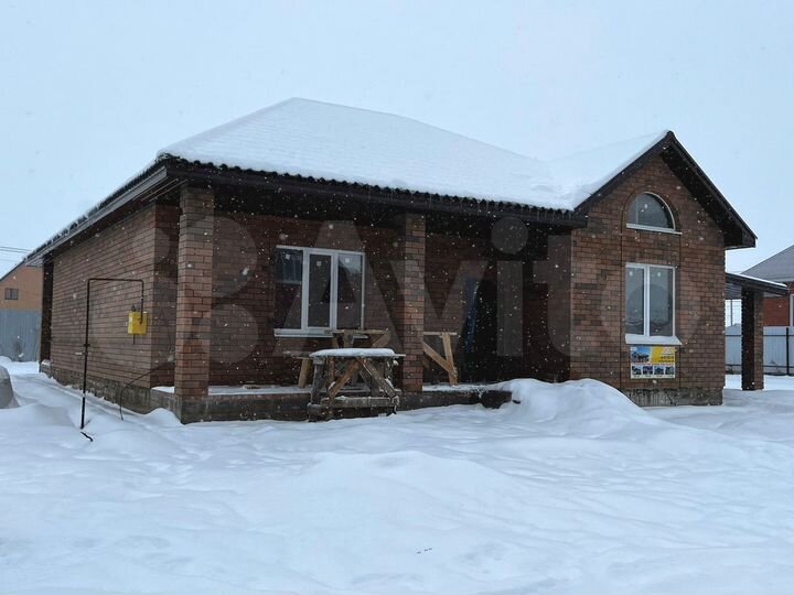 Дом 179 м² на участке 7 сот.