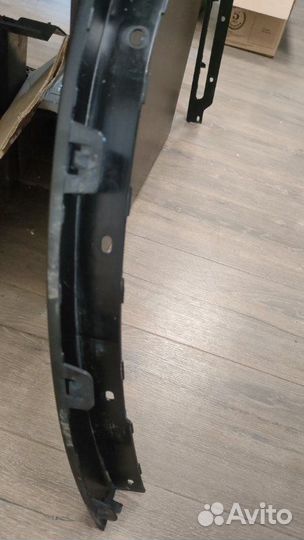 Накладка колесной арки передняя левая Bmw X5 50Ix