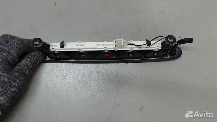 Фонарь (стоп-сигнал) Suzuki Swift, 2010