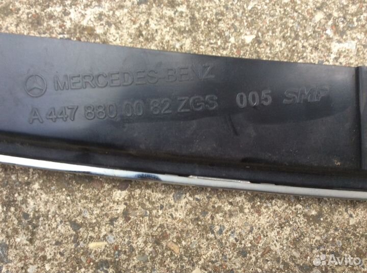 Хром молдинг решётки радиатора W447 мb-V-Klasse