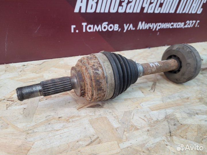 Привод передний правый Renault Sandero