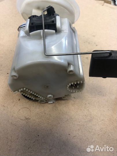 Насос топливный Mercedes E-Class W212 M271 2009