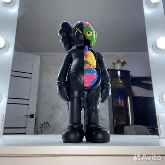 Kaws игрушка