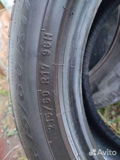 Pirelli Chrono 215/60 R17 204B