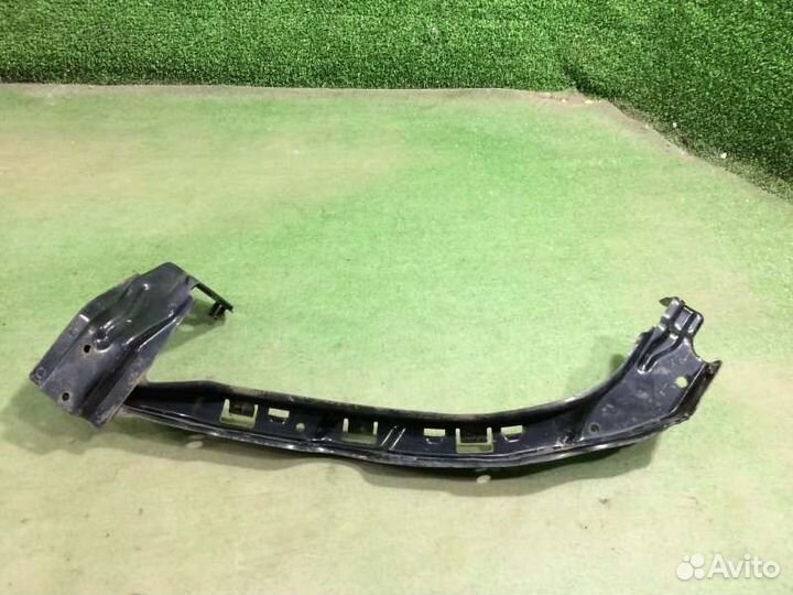 Крепление бампера переднее правое Subaru Impreza