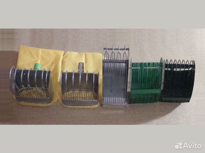 Комбайны (совки) для сбора ягод