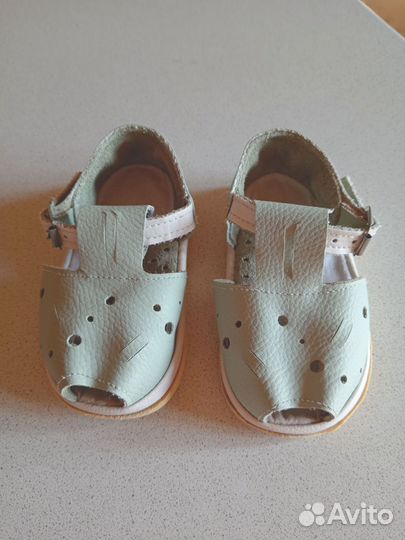 Сандалии для девочки