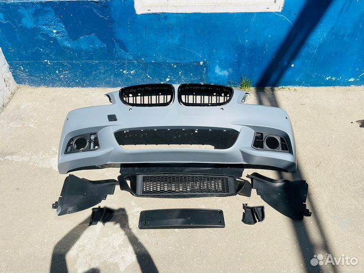 Передний бампер для BMW 5 F10 М-пакет в сборе