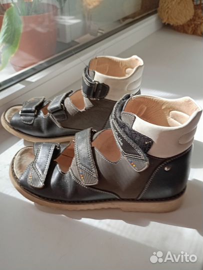 Ортопедические сандали