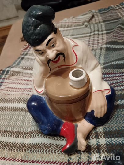 Статуэтка казак с чертенком