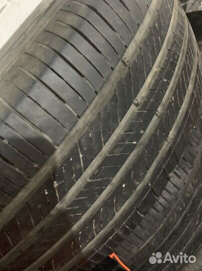 Hankook Ventus V2 AS 235/55 R19