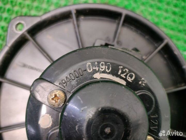 Мотор отопителя Mitsubishi Lancer CB4W 4G92 1995