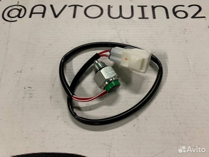 Датчик включения полного привода Grand Vitara