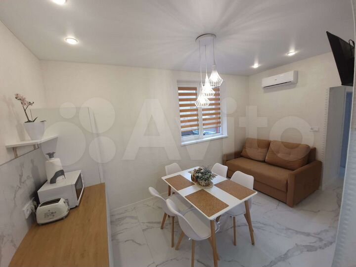 2-к. квартира, 70 м², 1/2 эт.