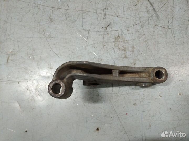 Кронштейн МКПП Фольксваген Шаран