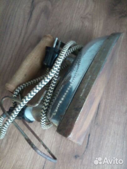 Ретро утюг 60-е