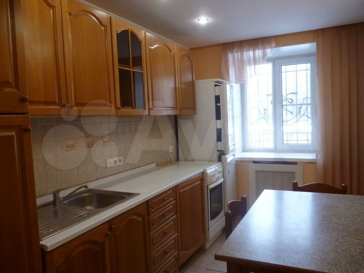 3-к. квартира, 70 м², 2/9 эт.