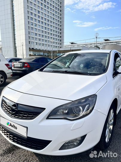Opel Astra 1.6 AT, 2011, 183 000 км