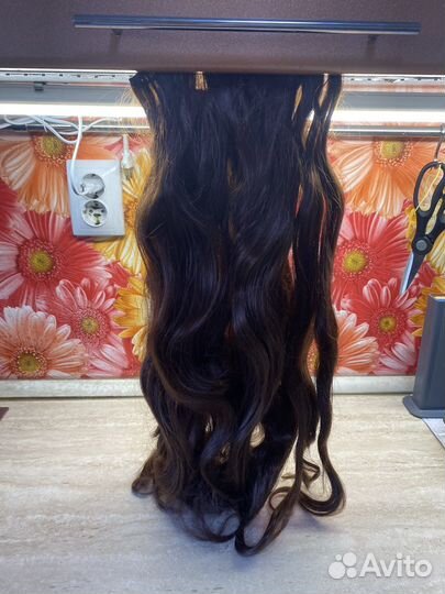 Волосы на заколках