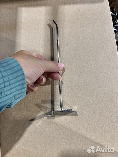 Крючки для панелей