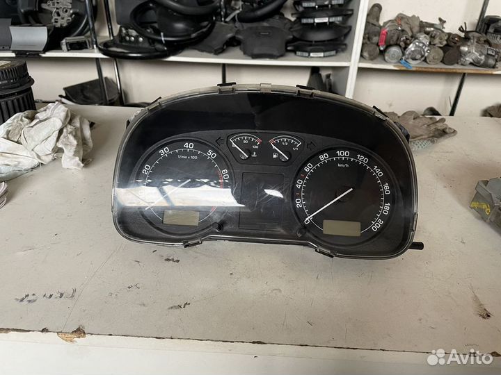 Панель приборов Skoda Octavia A4 2000-2011