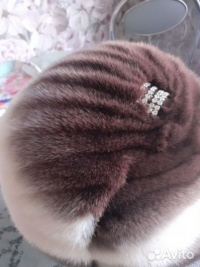 Женская норковая шапка