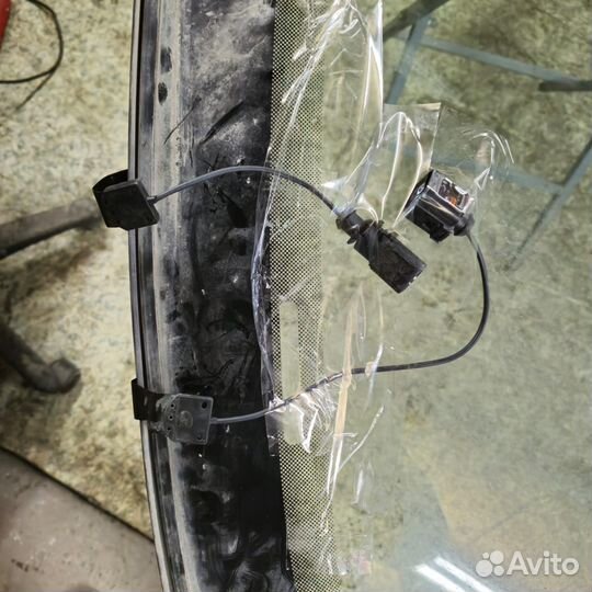 Лобовое стекло volkswagen transporter t6 б/у