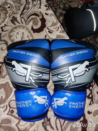 Боксерские перчатки 10 oz