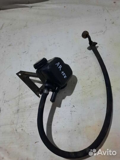 Бачок гур Volvo 740