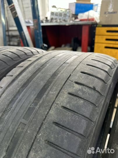 Nokian Tyres Hakka Black SUV 265/45 R21