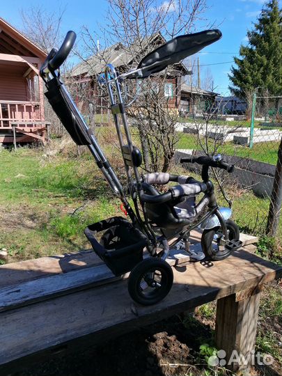 Детский велосипед трехколесный с родительской ручк