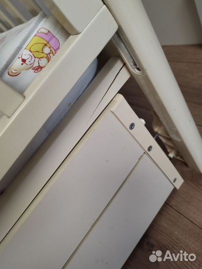 Кровать с маятником и ящиком + матрас