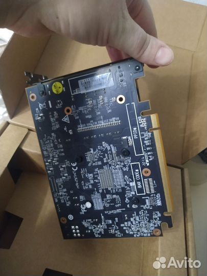 Видеокарта AMD Radeon RX 6500 XT