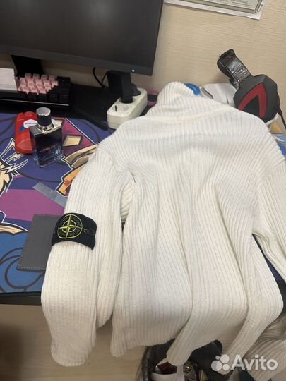 Stone island кофта белая
