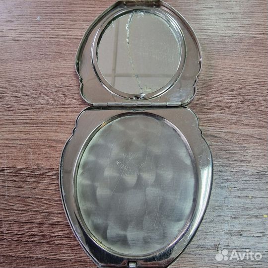 Пудреница СССР