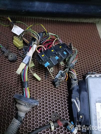Эбу + проводка ваз 2110 1.5 8 кл